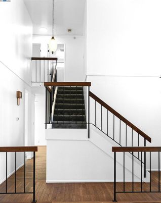 Interior, Pendant Lights, Wood Texture Flooring