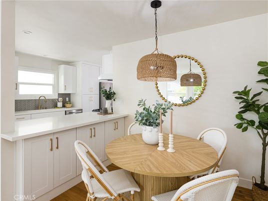 Dining room, Interior, Kitchen, Pendant Lights, Recessed Lighting, Wood Texture Flooring