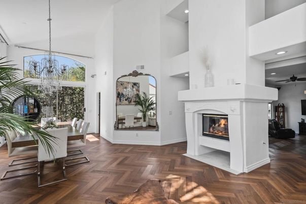 Chandelier, Dining room, Fireplace, Interior, Recessed Lighting, Wood Texture Flooring