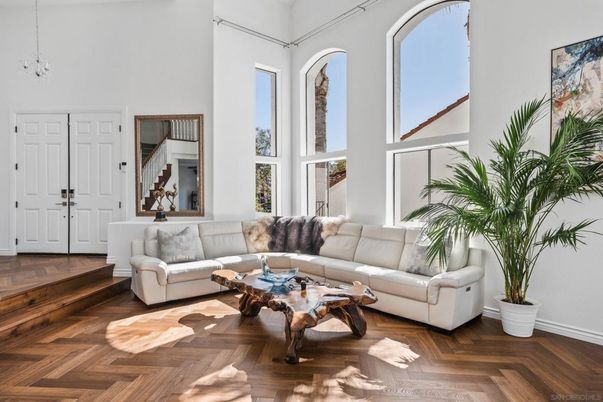 Chandelier, Interior, Living room, Wood Texture Flooring