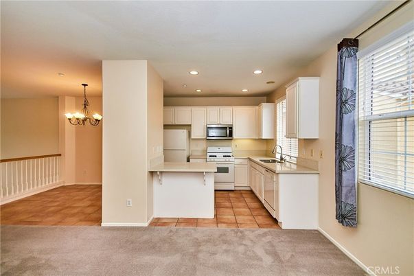 Chandelier, Interior, Kitchen, Recessed Lighting, Stainless Steel Appliances