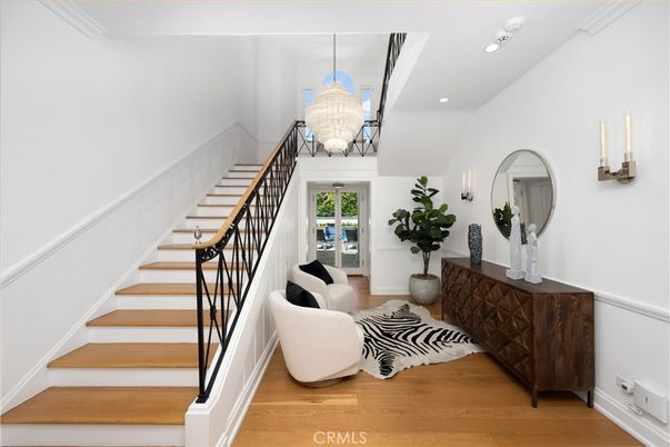 Chandelier, Interior, Recessed Lighting, Wood Texture Flooring