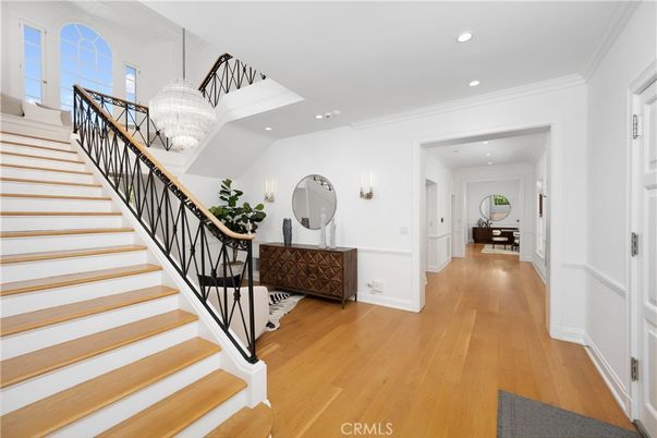 Chandelier, Interior, Recessed Lighting, Wood Texture Flooring