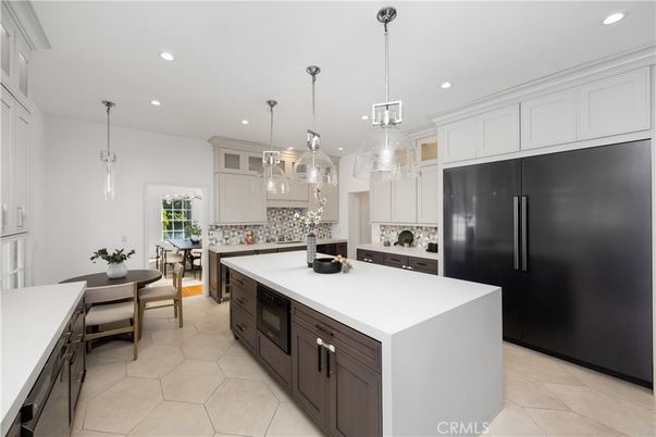 Dining room, Interior, Kitchen, Pendant Lights, Recessed Lighting