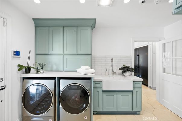 Interior, Recessed Lighting, Washer