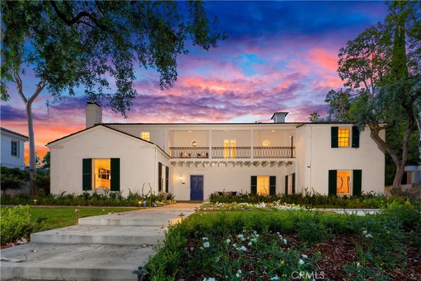 Backyard, Exterior, Facade, Spanish Mediterranean