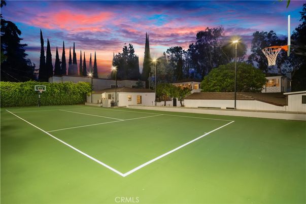 Exterior, Tennis Courts