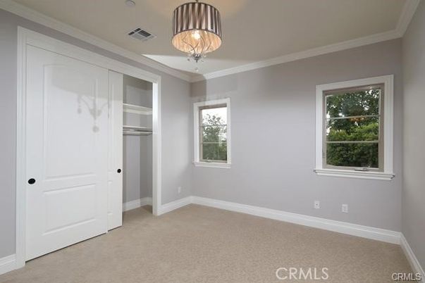 Chandelier, Empty room, Interior