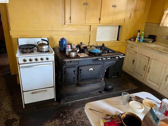 Interior, Kitchen