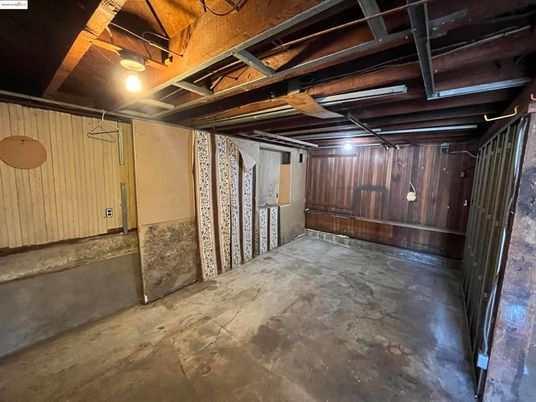 Interior, Wooden Beams, Wooden Walls