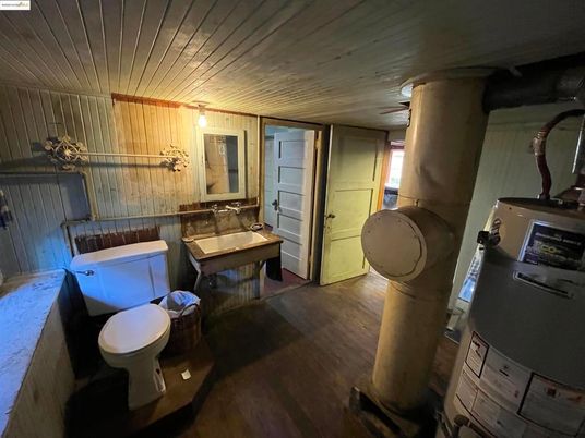 Bathroom, Interior, Wood Texture Flooring