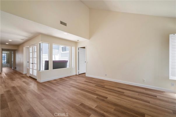 Empty room, Interior, Recessed Lighting, Wood Texture Flooring