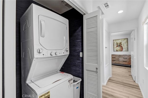 Interior, Recessed Lighting, Utility Closets, Washer, Wood Texture Flooring