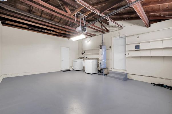 Garage, Interior, Washer, Wooden Beams, Wooden Ceilings