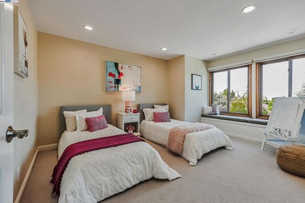 Bedroom, Interior, Recessed Lighting