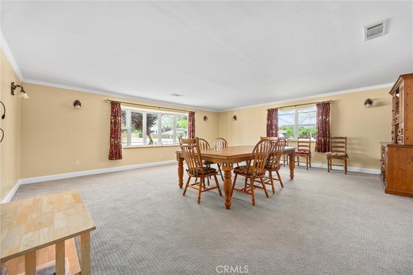 Dining room, Interior
