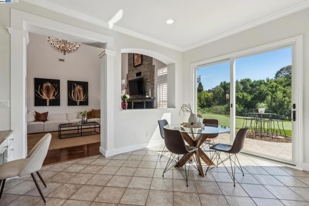 Chandelier, Dining room, Interior, Living room, Recessed Lighting, Wood Texture Flooring