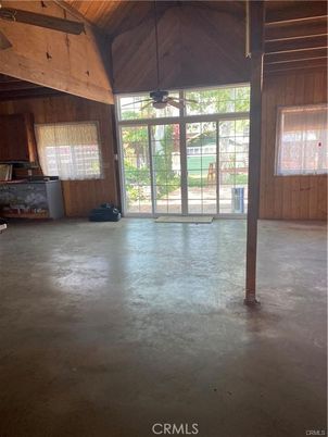 Empty room, Interior, Wooden Beams, Wooden Ceilings, Wooden Walls