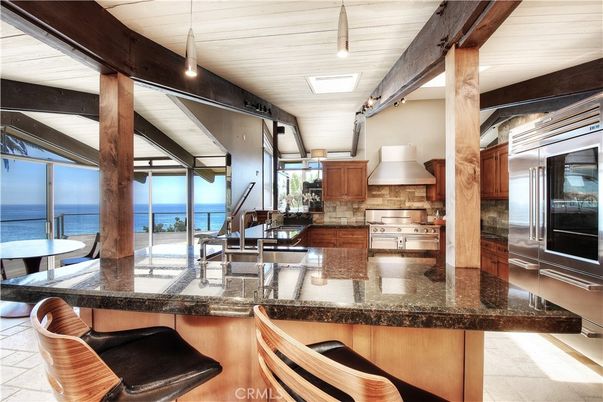 Interior, Kitchen, Stainless Steel Appliances, Water