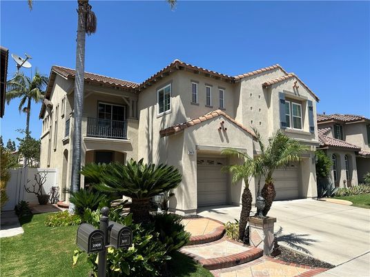 Attached, Exterior, Facade, Spanish Mediterranean