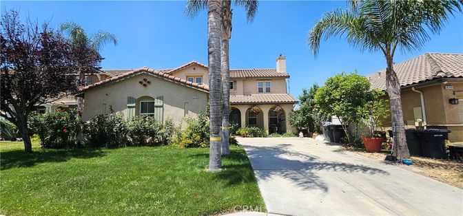Backyard, Exterior, Facade, Mediterranean