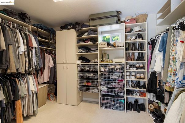 Interior, Walk-in Closets