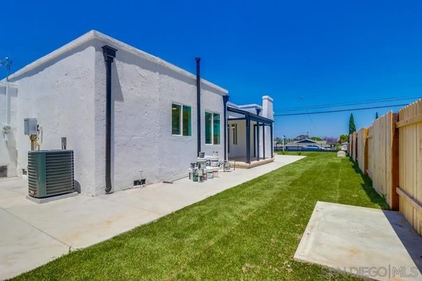 Backyard, Exterior