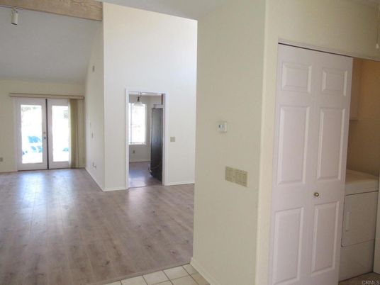 Empty room, Interior, Pendant Lights, Wood Texture Flooring