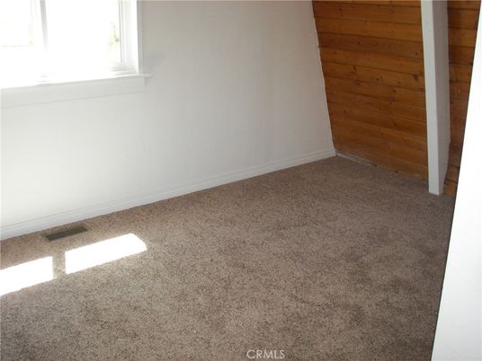 Empty room, Interior, Recessed Lighting, Wooden Walls