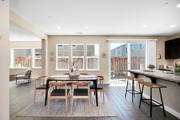 Dining room, Interior, Kitchen, Recessed Lighting, Wood Texture Flooring