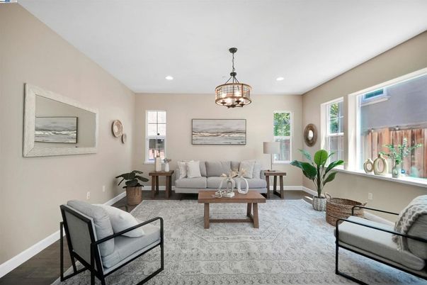 Interior, Living room, Pendant Lights, Recessed Lighting, Wood Texture Flooring