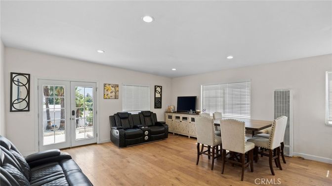 Dining room, Interior, Living room, Recessed Lighting, Wood Texture Flooring