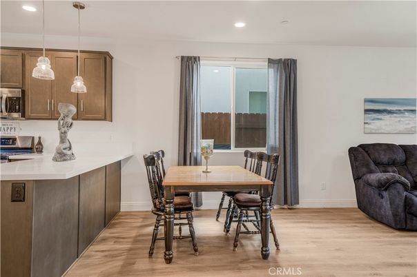 Dining room, Interior, Kitchen, Pendant Lights, Recessed Lighting, Wood Texture Flooring
