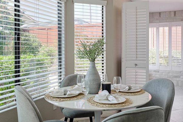 Dining room, Interior