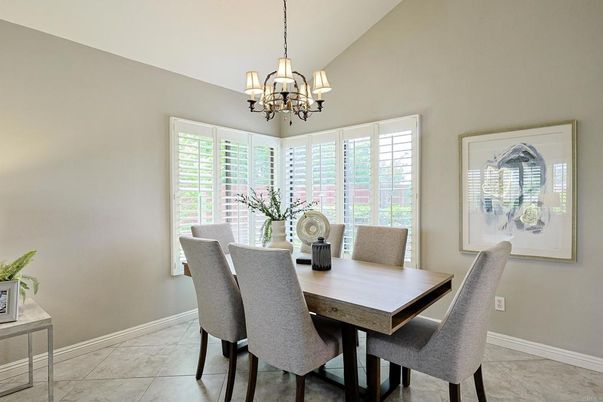 Chandelier, Dining room, Interior