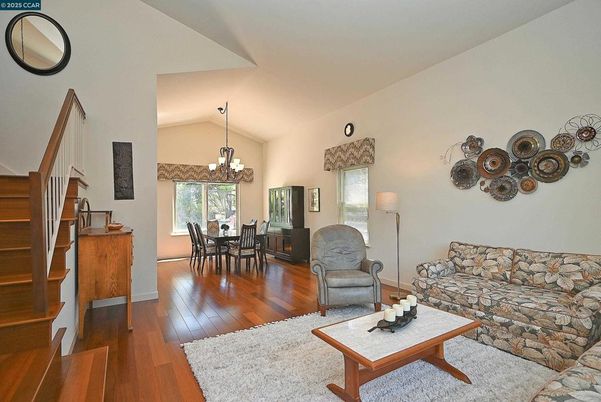 Chandelier, Dining room, Interior, Living room, Pendant Lights, Wood Texture Flooring