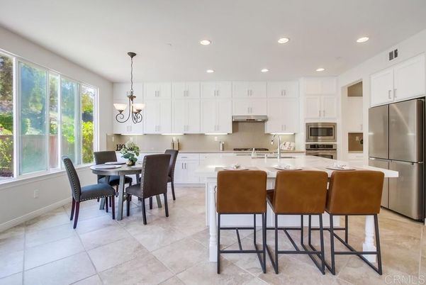 Dining room, Interior, Kitchen, Pendant Lights, Recessed Lighting, Stainless Steel Appliances