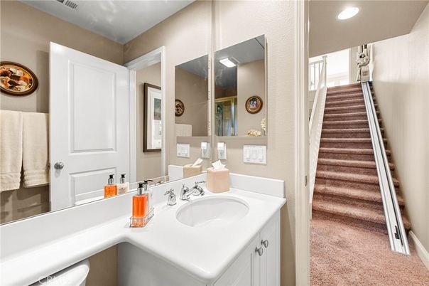 Bathroom, Interior, Recessed Lighting
