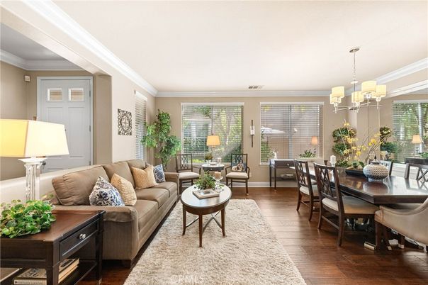 Chandelier, Dining room, Interior, Living room, Wood Texture Flooring