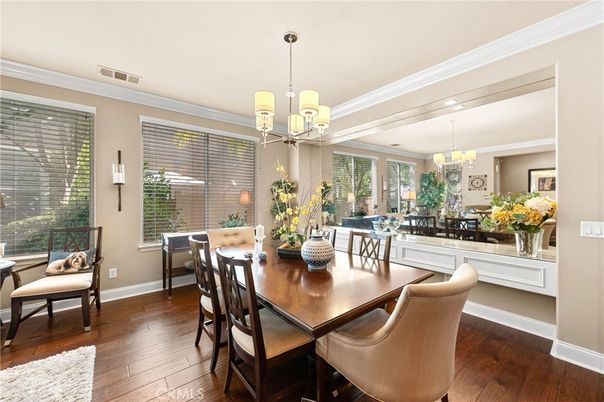 Chandelier, Dining room, Interior, Recessed Lighting, Wood Texture Flooring