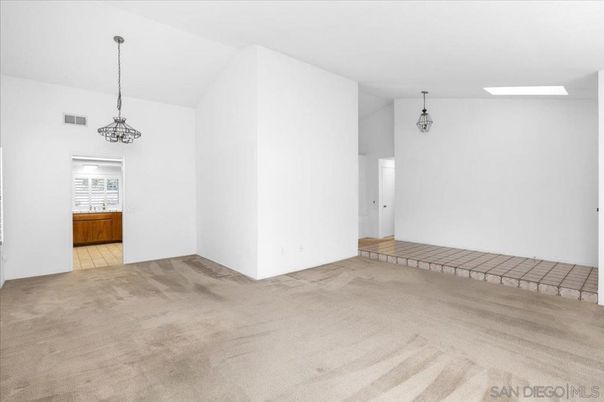 Chandelier, Empty room, Interior, Pendant Lights