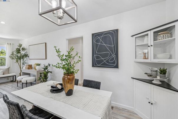 Dining room, Interior, Pendant Lights, Recessed Lighting, Wood Texture Flooring