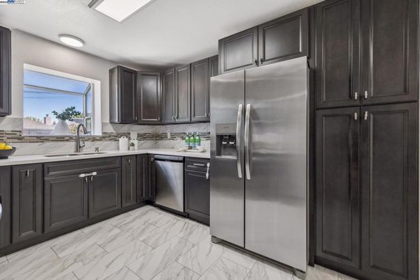Interior, Kitchen, Marble, Recessed Lighting, Stainless Steel Appliances