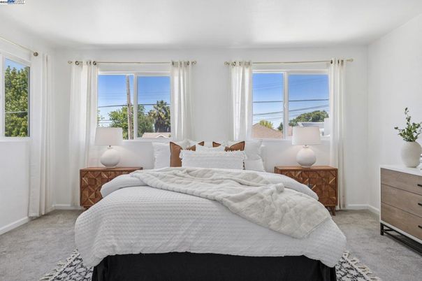 Bedroom, Interior, Water