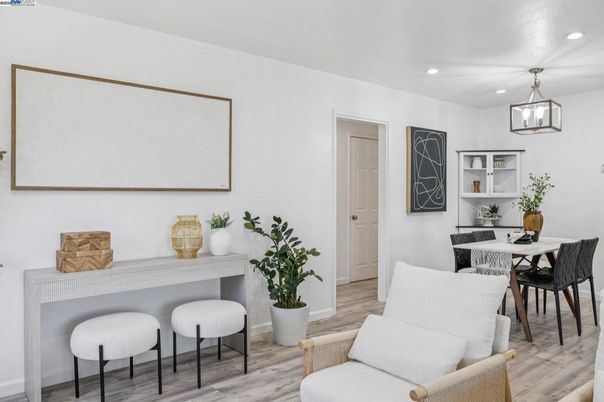 Dining room, Interior, Pendant Lights, Recessed Lighting, Wood Texture Flooring