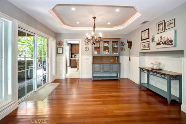 Chandelier, Interior, Recessed Lighting, Wood Texture Flooring