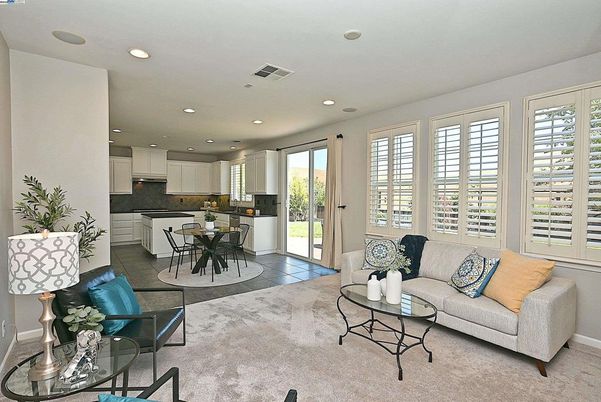 Dining room, Interior, Kitchen, Living room, Recessed Lighting