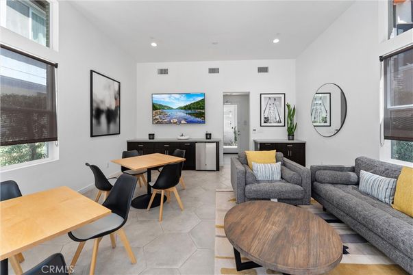 Dining room, Interior, Living room, Recessed Lighting