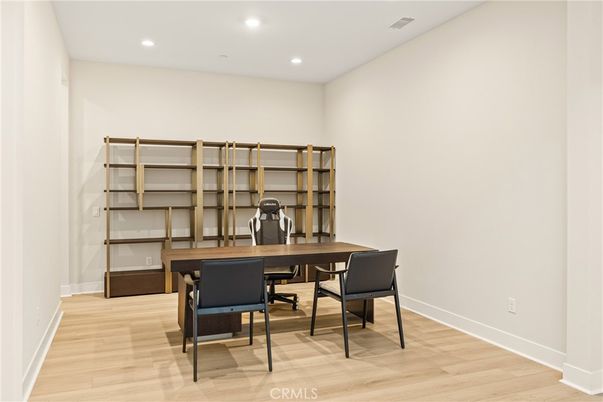 Home Office, Interior, Recessed Lighting, Wood Texture Flooring