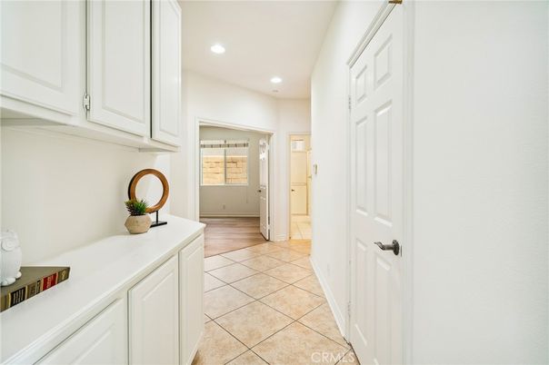 Interior, Recessed Lighting
